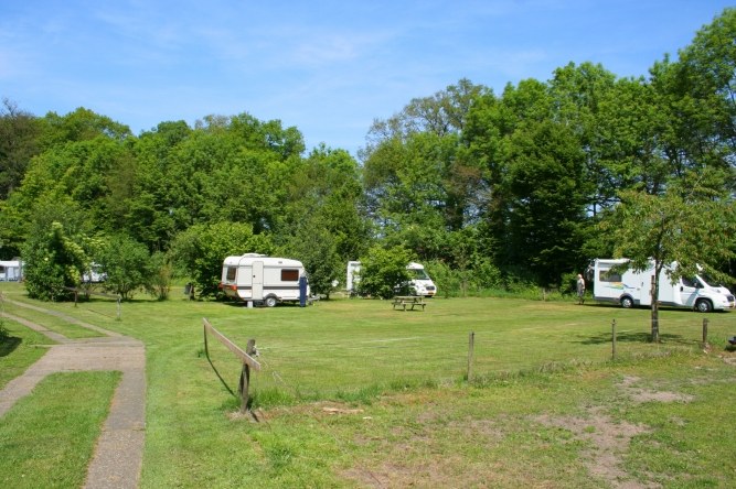 Caravans op het veld van ’t Paardeweitje